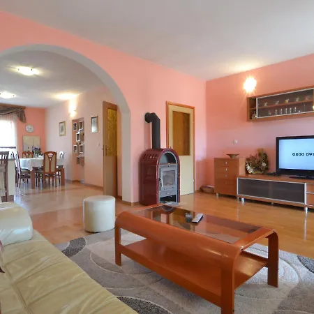 Apartamento Dolores *